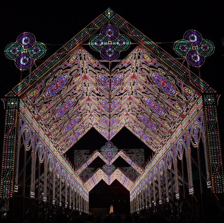 【画像】神戸ルミナリエ2024のインスタ映えすると話題に!動画も(東遊園地・旧居留地・メリケンパーク) の記事の画像9